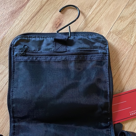 Perry Ellis Portfolio Men’s Travel Bag NEW - Make an Offer! - Picture 6 of 7